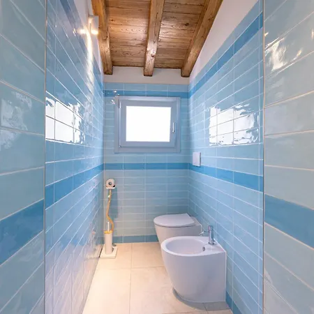 Acquamarina * Lacona