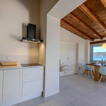Acquamarina Appartement Lacona